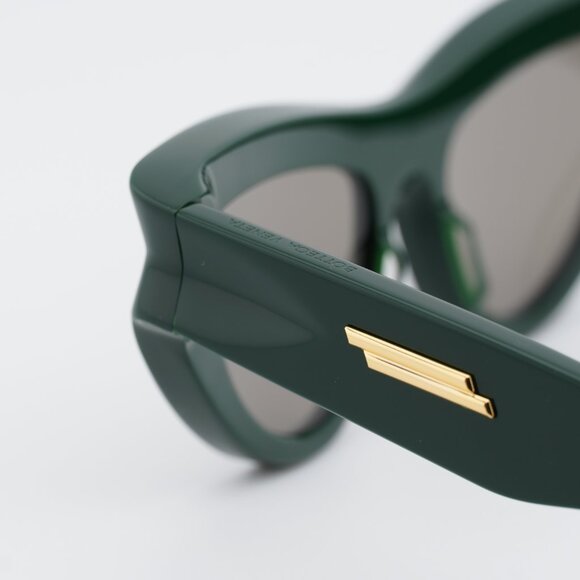 Bottega Veneta BV1220S 004 Sunglasses Green Cat Eye Frame, Green Lenses main image 10